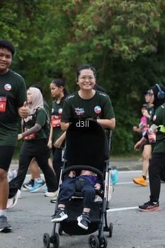Runner Photo 4043061