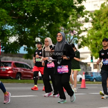 Runner Photo 4043088