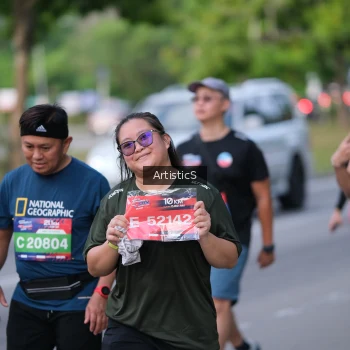 Runner Photo 4043100