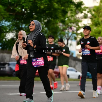 Runner Photo 4043112