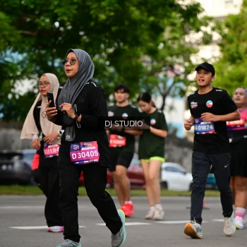 Runner Photo 4043119