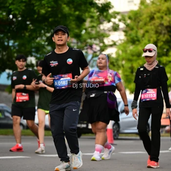 Runner Photo 4043129