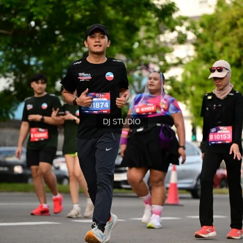 Runner Photo 4043140