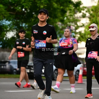 Runner Photo 4043159