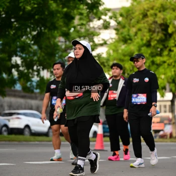 Runner Photo 4043242