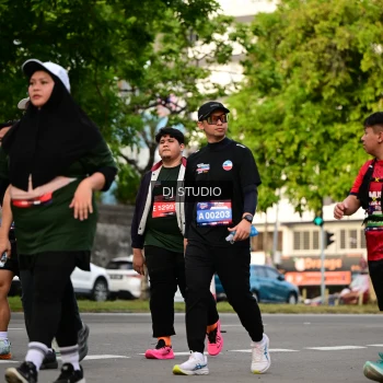 Runner Photo 4043256