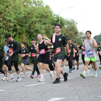 Runner Photo 4043300