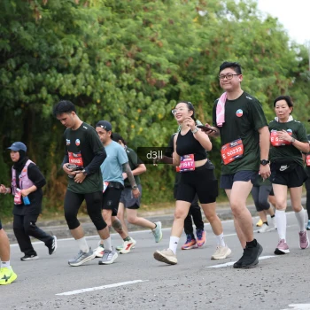 Runner Photo 4043315