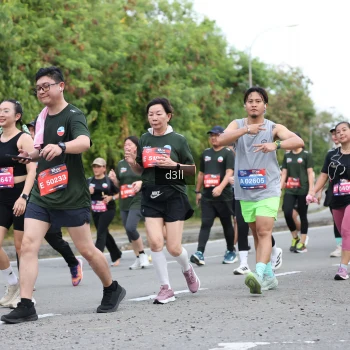 Runner Photo 4043331
