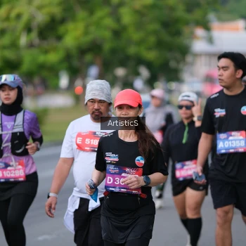 Runner Photo 4043341