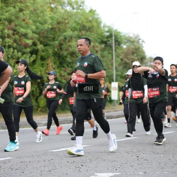 Runner Photo 4043434