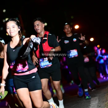 Runner Photo 4043473