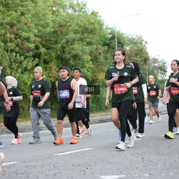 Runner Photo 4043509