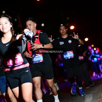 Runner Photo 4043517
