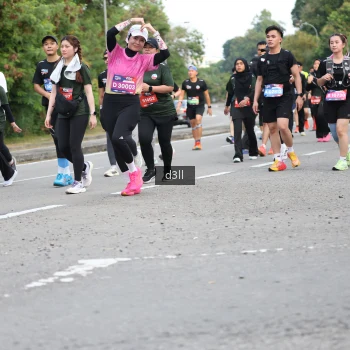 Runner Photo 4043555