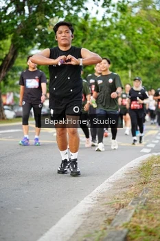 Runner Photo 4043565
