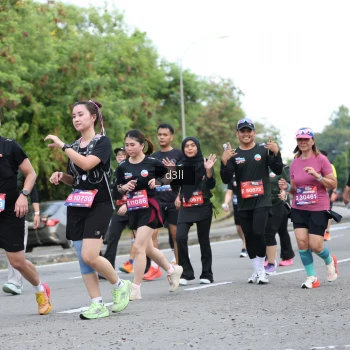 Runner Photo 4043584