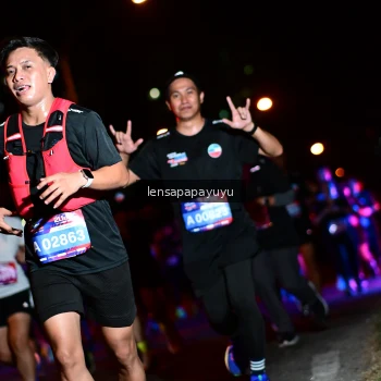 Runner Photo 4043593