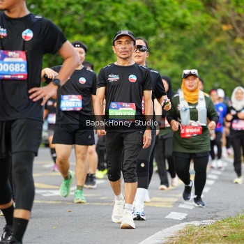 Runner Photo 4043658