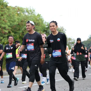 Runner Photo 4043663
