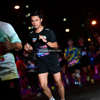 Runner Photo 4043674