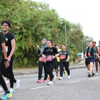 Runner Photo 4043718