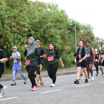 Runner Photo 4043723