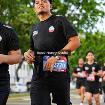 Runner Photo 4043725