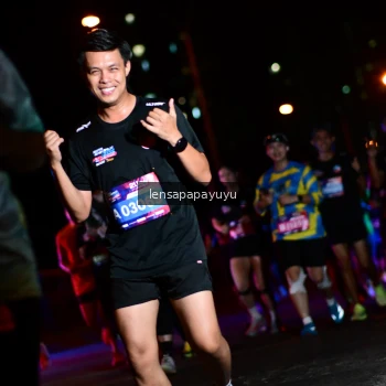 Runner Photo 4043730