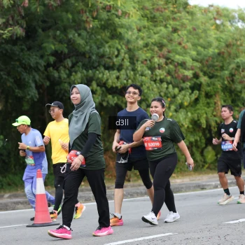 Runner Photo 4043756