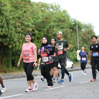 Runner Photo 4043770