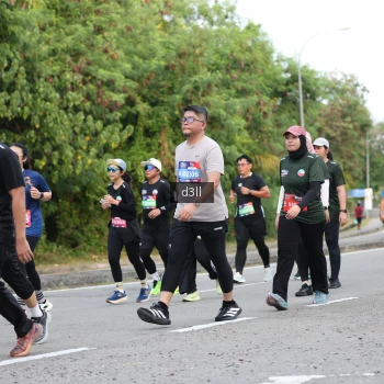 Runner Photo 4043792