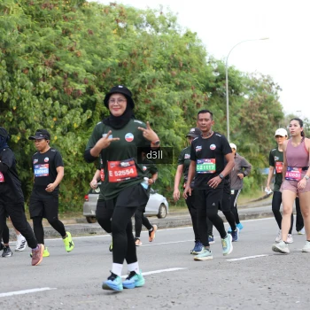 Runner Photo 4043999