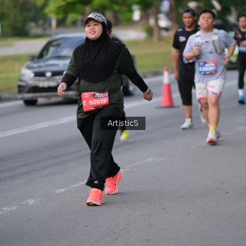 Runner Photo 4044019