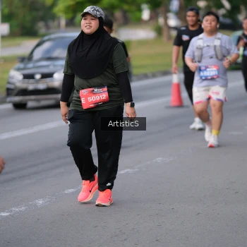 Runner Photo 4044039