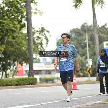 Runner Photo 4044135