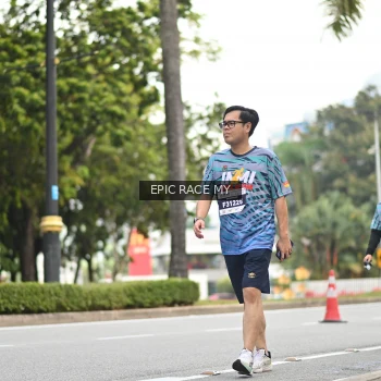 Runner Photo 4044137