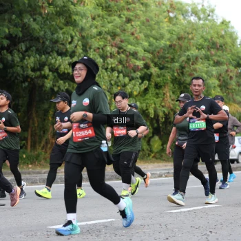 Runner Photo 4044145