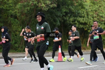 Runner Photo 4044161