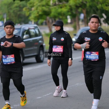 Runner Photo 4044176