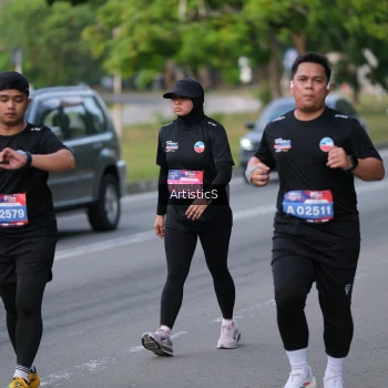 Runner Photo 4044182