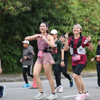 Runner Photo 4044218
