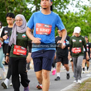Runner Photo 4044219