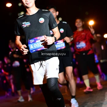 Runner Photo 4044296