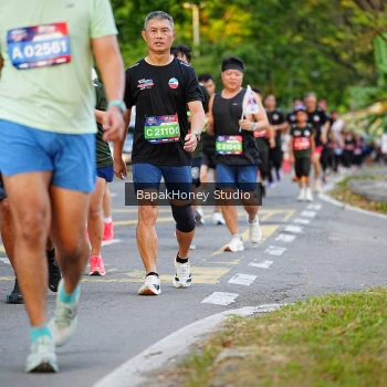 Runner Photo 4044321