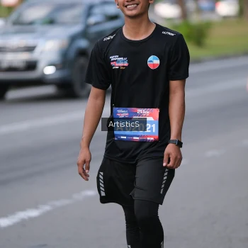 Runner Photo 4044341