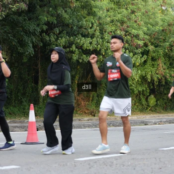 Runner Photo 4044422