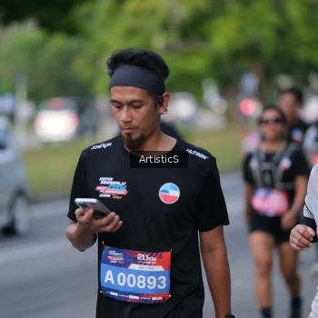 Runner Photo 4044447