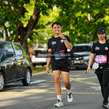 Runner Photo 4044489