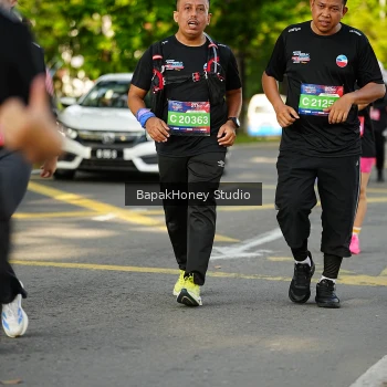 Runner Photo 4044521